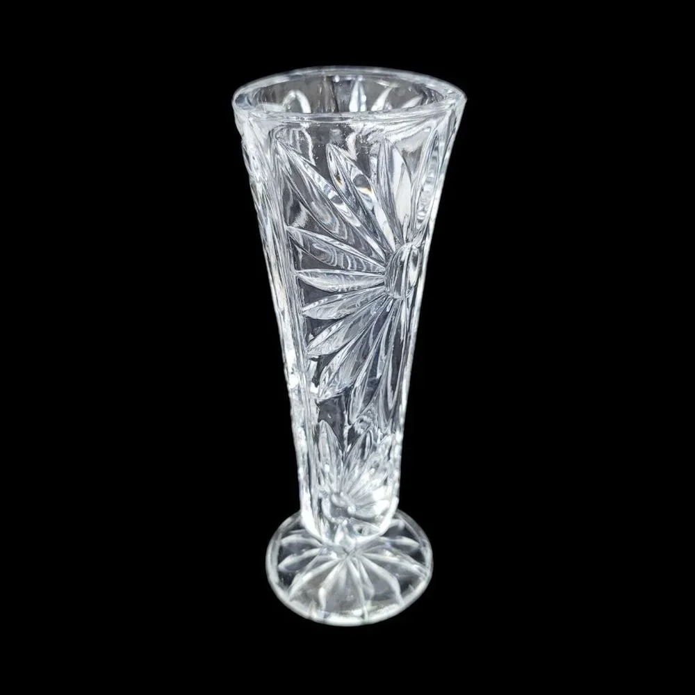 Genuine Lead Crystal Bud Vase Daisy Floral Clear Cut 3 Sided‎ West Germany 6.5" - Picture 2 of 7